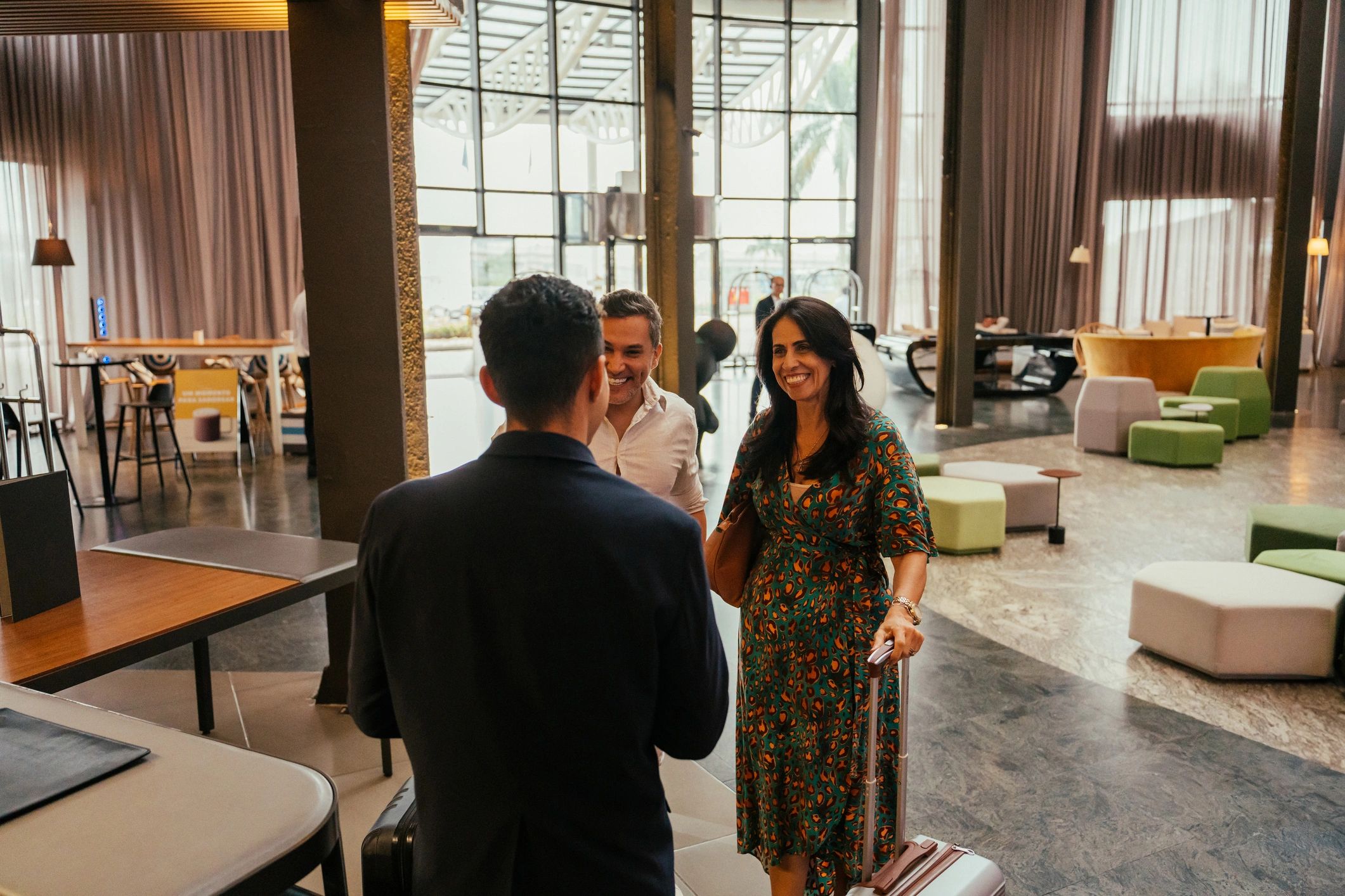 happy hotel guests testimonial